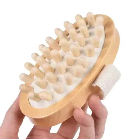 CircuGlow 2 in 1 Massage Brush with natural bristles for exfoliation and skin massage.